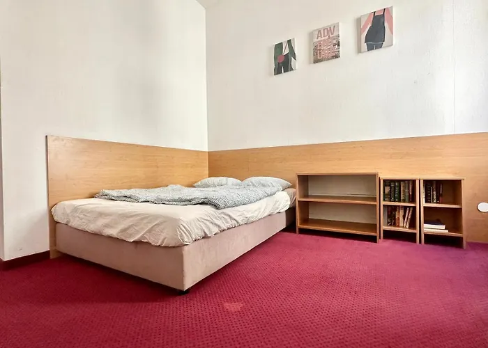 Very Central, 3 Min To Metro Aparthotel *