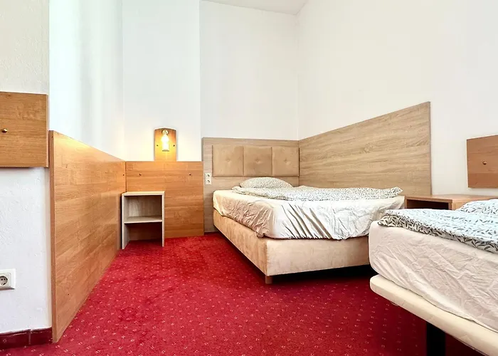 Aparthotel Very Central, 3 Min To Metro