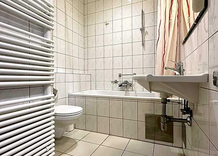 Very Central, 3 Min To Metro Aparthotel *