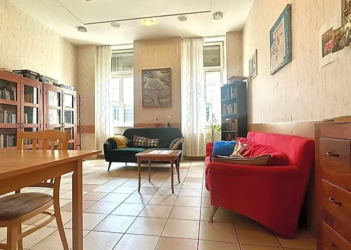 Aparthotel Very Central, 3 Min To Metro